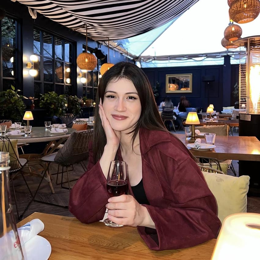 Alondra De Santiago