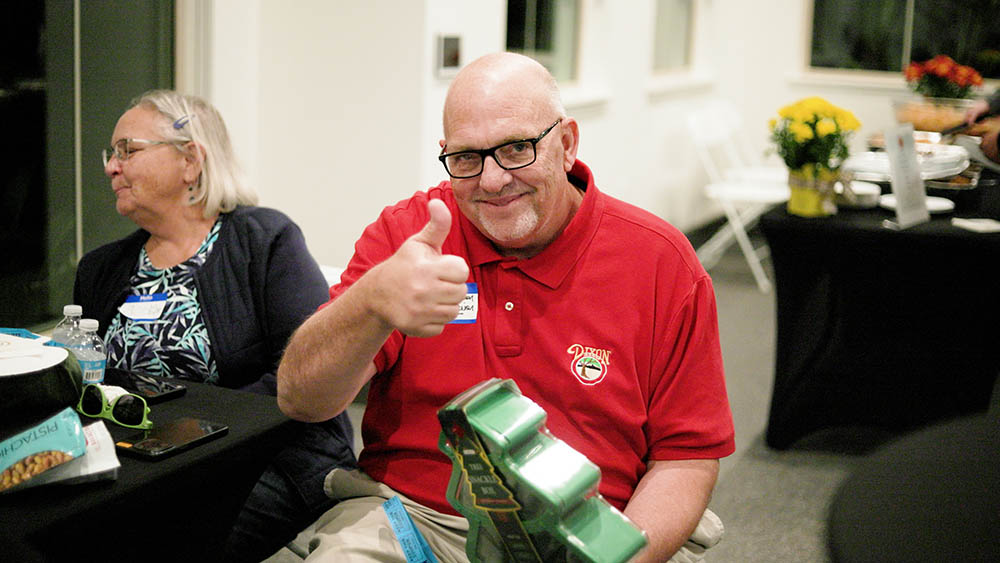 HarvestDixon.DSLR.3840×2160.00_03_08_03.Still007